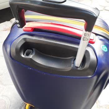 A101 Valiz Kırıldı, Garanti Yok İade Yok