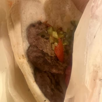 Köfteci Yusuf Eksik Teslimat, Ekmek İçerisinde Çürük Sebze, Geç Teslimat