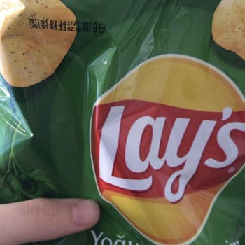 Lays Yoğurt Ve Mevsim Yeşillikleri