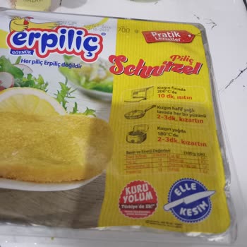 Erpiliç Schnitzel'in İçinden Tırnak Çıktı