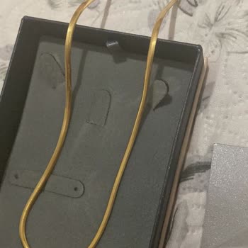 Çilek Konsept Çok Yüksek Fiyatlarla Ürün Satıyor