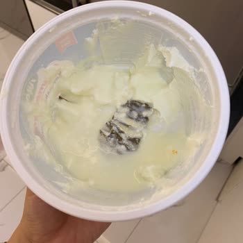 Sütaş Yoğurdumdan Karton Çıktı