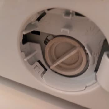 Beko Çamaşır Makinesi Su Kaçağı Sorunu