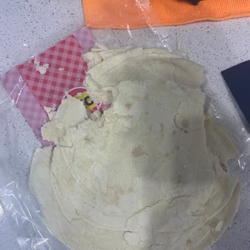 UNO Marka Lavaşların Hepsi Dağıldı