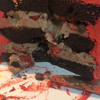 Limp Cake / Patisserie Geç Gelen Sipariş, Eksik Malzeme Ve İlgisizlik