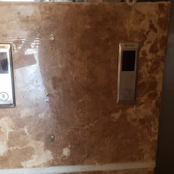 Elektrik Arızası: Apartman Yönetimi Ve Dedaş Şirketi Arasındaki İletişim Sorunu