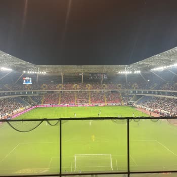 Mersin Büyükşehir Belediyesi Stadyum Bakımsızlığı