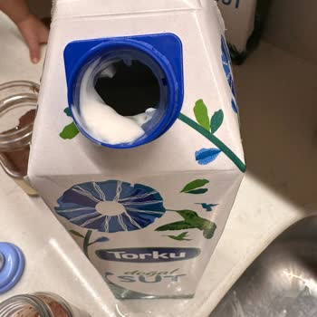 Onur Market'ten Alınan Torku Sut Bozuk Çıktı