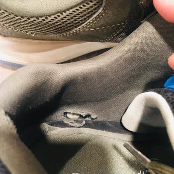 Skechers Ürünlerinin Arkasında Durmuyor