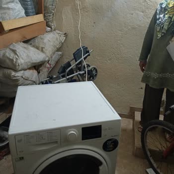 Ariston Hotpoint Çamaşır Makinesi Vestel Servisine