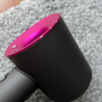 Dyson Saç Kurutma Makinesi Deformasyon