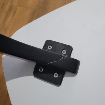 Mondi Yeni Tuğra Mobilya Mağazası Kusurlu Orta Sehpa Teslim Etti