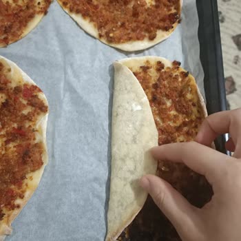 Bosch Fırın Altını Ve Ortasını Asla Pişirmiyor