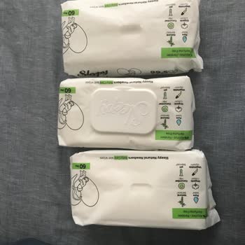 Sleepy Islak Mendillerin Kapağı Yok.