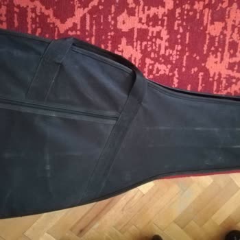 PTT Kargo Hasarlı Gitar Teslimatı.