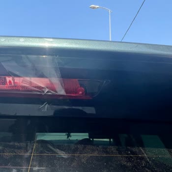 Seat Ateca 3. Stop Lambası Çatlıyor