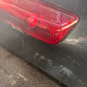 Seat Ateca 3. Stop Lambası Çatlıyor