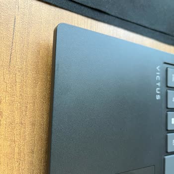 HP Victus Renk Atması