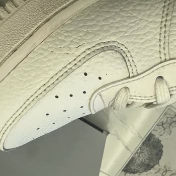 Nike Air Force Hatalı Ürün