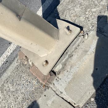 SEDAŞ Elektrik Sokak Aydınlatma Devrilme Tehlikesi