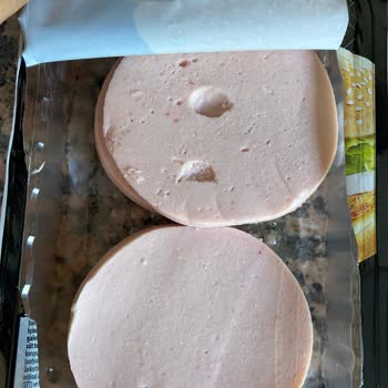 BİM Bozulmuş Ve Kötü Kokan Burger