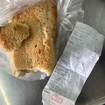 BİM Ekmekte Metal Parçalar