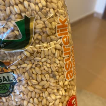 Damla Bakliyat 'da Güve Kelebeği Çıkıyor!