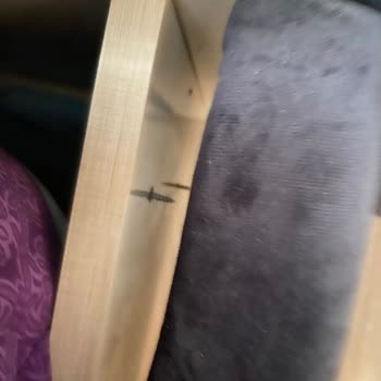 By İmza Mobilya Ürünler Dökülüyor Kalitesiz