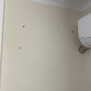 Arçelik Montaj Sırasında Duvarın Delik Deşik Edilmesi Montaj Hatası