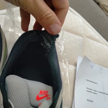 Nike Garantiden Red Yolladı