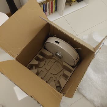 Neabot Robot Süpürgesi Siyaha Boyanmış