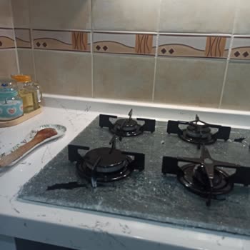 Arçelik Cam Ocak Patladı