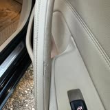 BMW İç Kapı Kolu Tutamak Soyulma