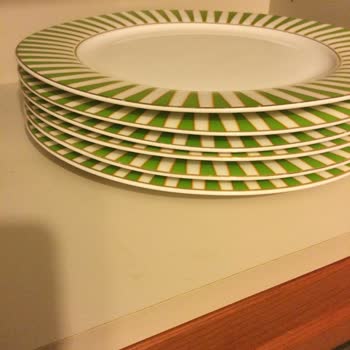 Karaca Züccaciye Karaca Yemek Takımı Tabakları Yamuk Yılık