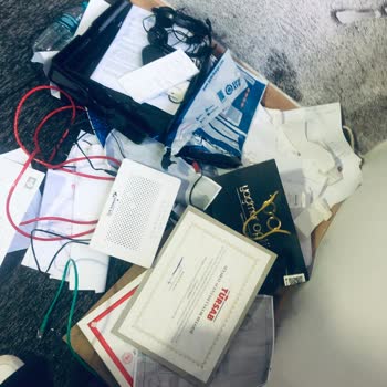 Tatilin Yolu Turu Sattı Ofisi Boşaltmışlar