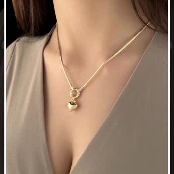 Fiyonk Kuyumculuk Kalitesiz Ürün, Anında Kopma Garantili