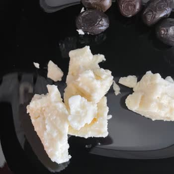 Tahsildaroğlu Klasik İnek Peynirinin Kötü Acı Tadı Olması