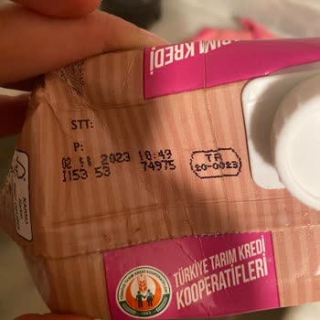 Tarım Kredi Kooperatif Market Marketten Alınan Bozuk Süt