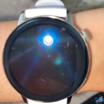 Huawei Akıllı Saat Ekranında Çizikler Meydana Geldi