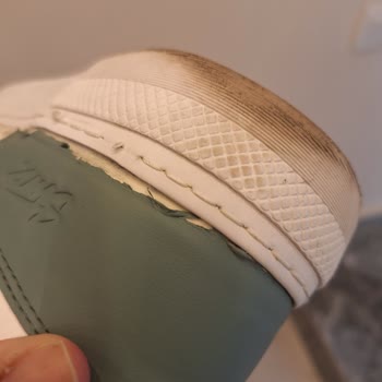 Pull and Bear Ayakkabı Kalitesiz Hemen Dikişleri Çıktı