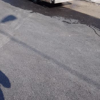 T. C. Cumhurbaşkanlığı Seyyar Satıcıya Göz Yummak