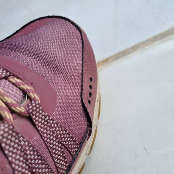A101 Skechers Ayakkabıda Dikiş Açılması!