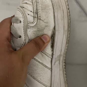 FLO Ayakkabı Kalitesizliği