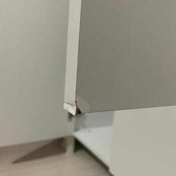 Koçtaş Gardırop Kapakları Çatlak Geldi