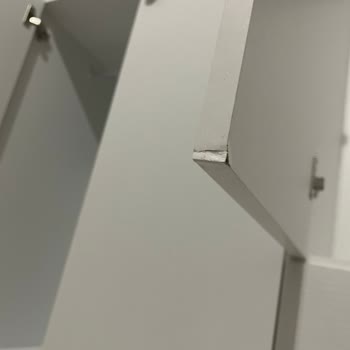 Koçtaş Gardırop Kapakları Çatlak Geldi