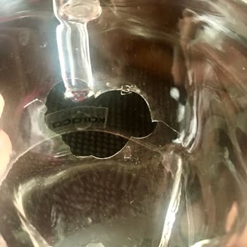 Karaca Züccaciye Karaca Pia Skull Mug'ın Elde Yıkama Esnasında Kırılarak Yaralaması