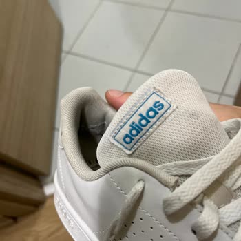 In Street Adidas Ayakkabının Red Kararı Almış Olması Yardım Edilmemesi