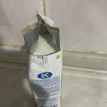 Sek Süt Küflü Süt Satıyor!