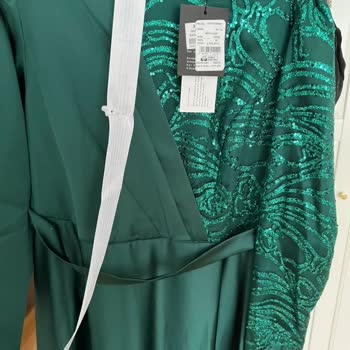 Modanisa Yanlış Beden Abiye