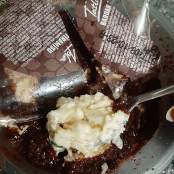 BİM İn Bozuk Tatlısı